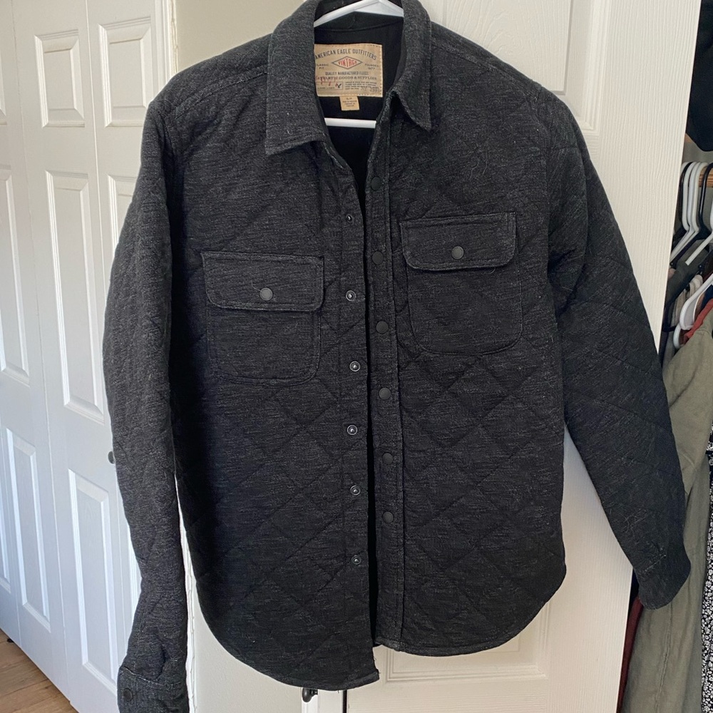 American Eagle quilted button up jacket